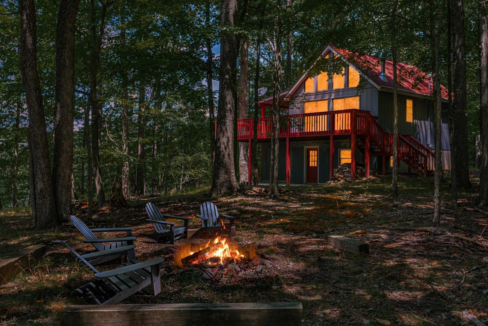 Hot Tub, Large Deck, Wifi, Fire Pit At Chalet Cabin Morton Grove Exterior foto